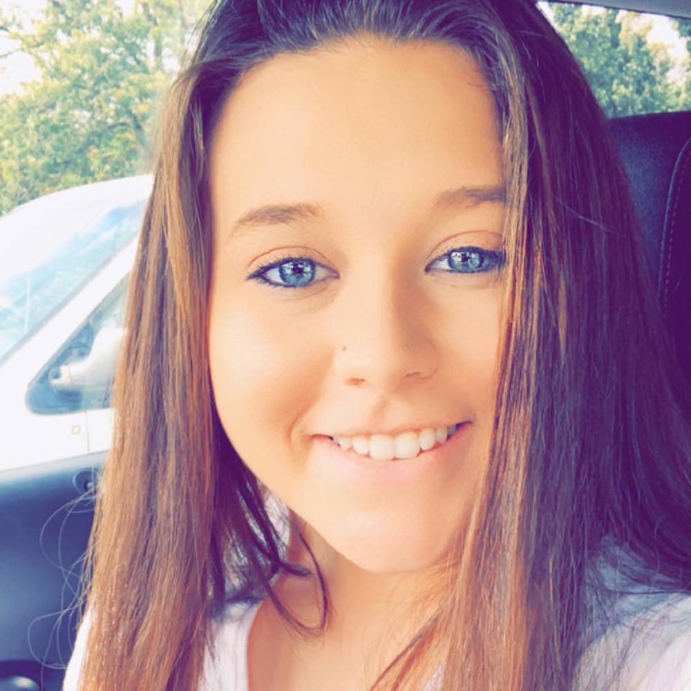 Meet your Posher, Whitney